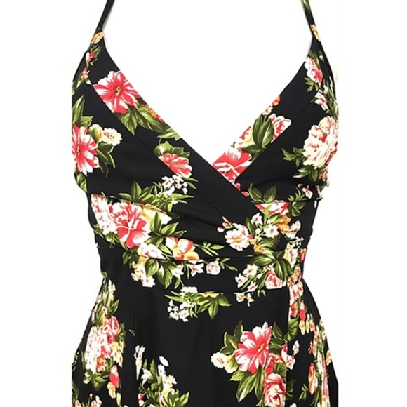 ADORABLE Lace Up Open Back Floral A Line Dress - Picture 3 of 3